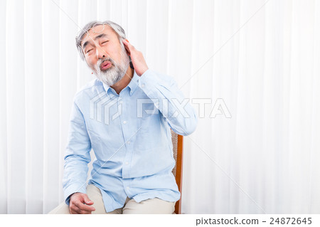 Hearing disabled Early elderly Senior generation Silver generation Grandpa Grandpa Bad physical condition Illness Hearing disabled Early elderly Senior generation Silver generation Grandpa Grandpa Bad physical condition Illness 24872645