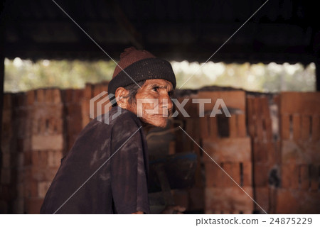 Old man worker resting after work hard  24875229