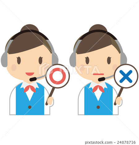 朝上的藍色制服的女操作員提出○×標記 24878716