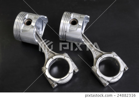 Engine piston 24882316
