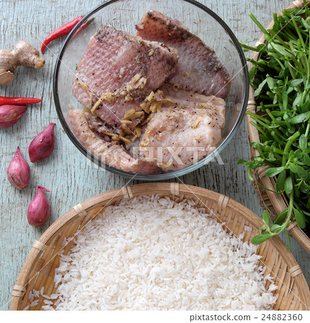 Vietnamese food, rice gruel  with fish 24882360