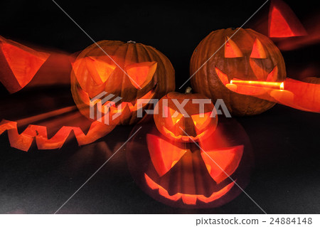 Halloween pumpkins on black 24884148