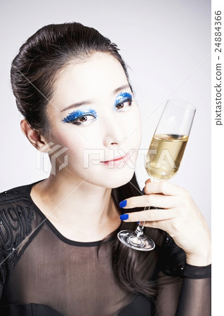 有魅力的女人 有魅力的女人 24884366