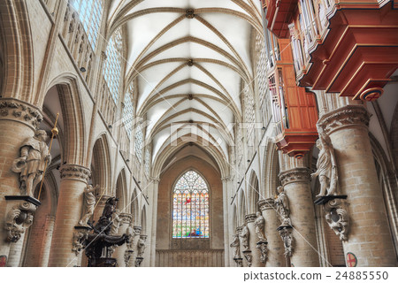 Inside Cathedral of St. Michael and St. Gudula  24885550