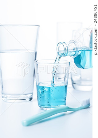 Sanitary living 24886451