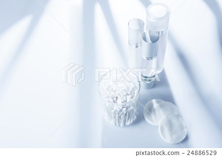 Sanitary living Sanitary living 24886529