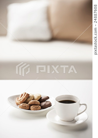 Loose reading reading tea time 24887608