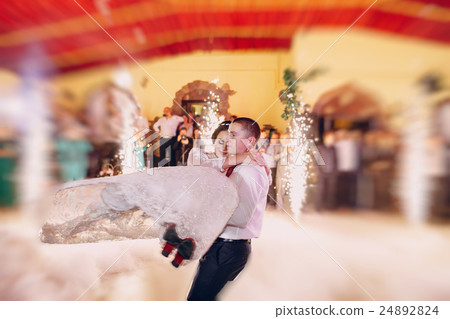 wedding day HD 24892824