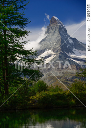 Grindjisee lake and Matterhorn,Zermatt Switzerland 24895065