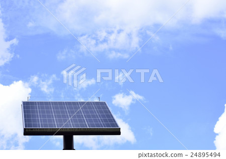 太陽能發電和藍天 太陽能發電和藍天 24895494