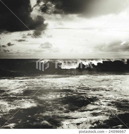 Storm Cloudy Splash Tranquil Solitude Climate Concept Storm Cloudy Splash Tranquil Solitude Climate Concept 24896667