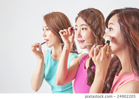 Shopping addiction 24902205