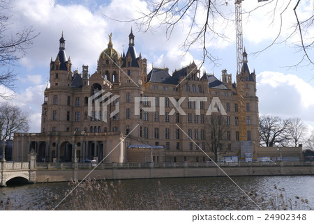 German Schwerin Castle German Schwerin Castle 24902348
