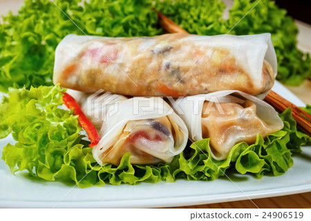spring rolls 24906519
