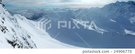 Dolomiten Alps winter view (Austria). Panorama. 24906778