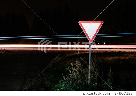 Road sign give way 24907155