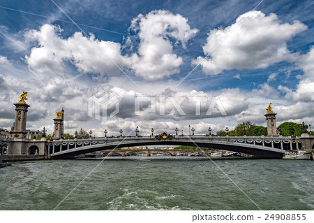 paris cityscape view panorama from seine 24908855