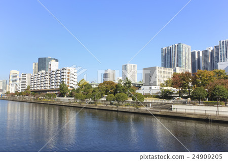 Takahama Canal and Minato area in Minato-ku, Tokyo 24909205