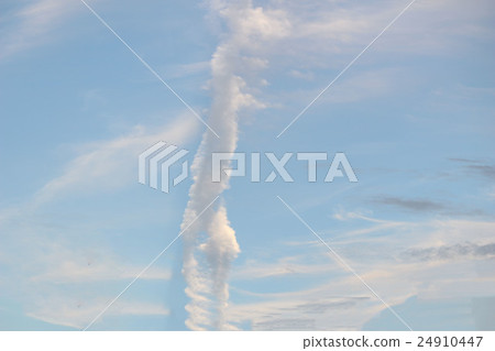 地震云 地震云 24910447