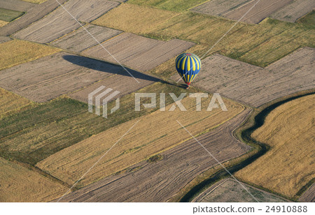 air-balloon touchdown 24910888