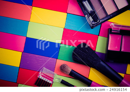 化妝品多彩 24916154