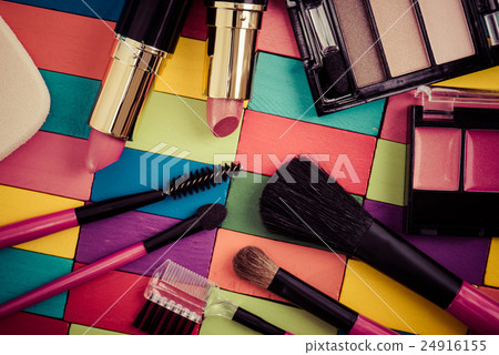 化妝品多彩 化妝品多彩 24916155