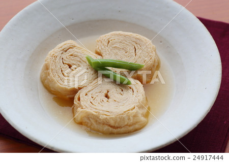 Stewed mushrooms 24917444