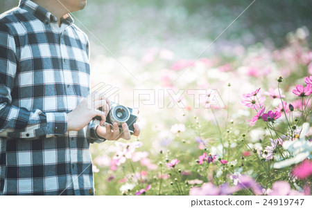 Shooting image Shooting image 24919747