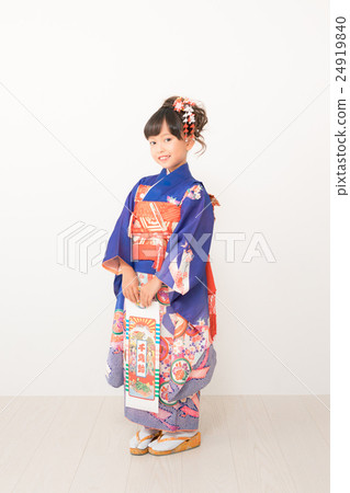 慶祝孩子的第五和第五年 24919840