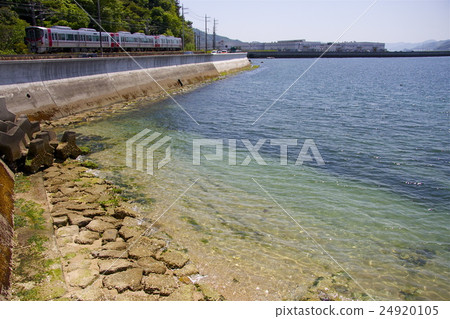 吳線沿著海岸線旅行 吳線沿著海岸線旅行 24920105