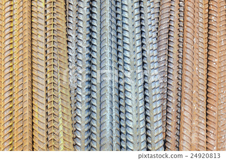 Rusty rebar steel used in construction  24920813