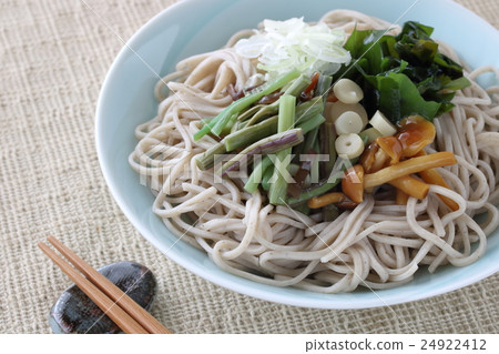 Cooled Wakaba soba 24922412