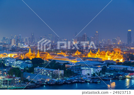 Grand Palace and Emerald Buddha Temple 24923713