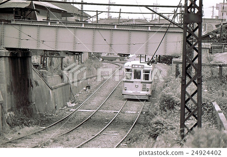 1966: Toden line 38, discontinued route running through downtown Tokyo 1966: Toden line 38, discontinued route running through downtown Tokyo 24924402