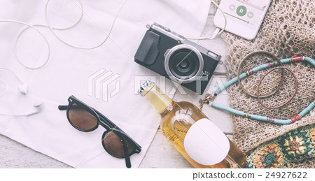 Summer Spring Break Holiday Vacation Leisure Concept 24927622