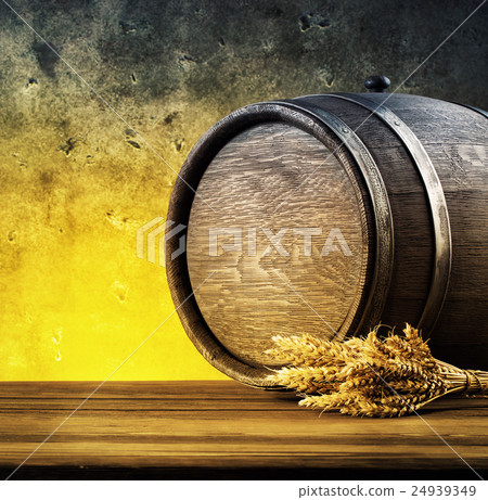 Oak barrel with spikelets Oak barrel with spikelets 24939349