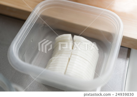 Japanese radish 24939830