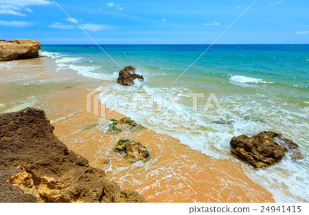 Albufeira beach (Algarve, Portugal). 24941415