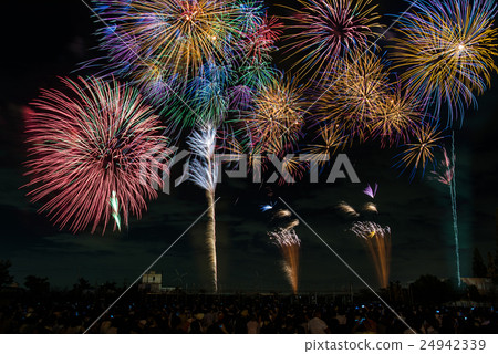Fireworks of Nagashima Spaland in Mie Prefecture 24942339