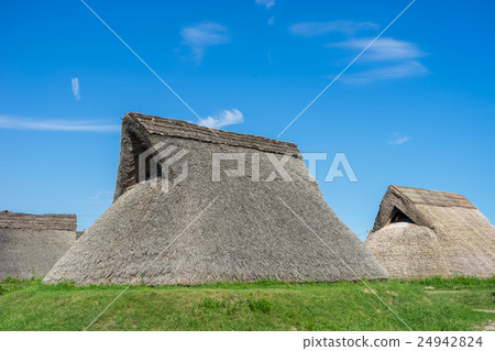 Temple ruins pit style housing Temple ruins pit style housing 24942824