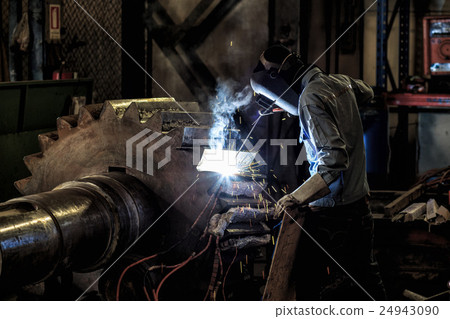 Repair gear by welding 24943090