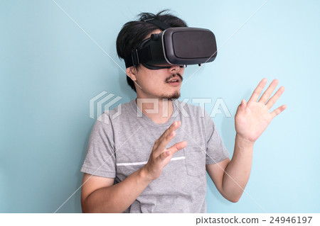VR，男 24946197