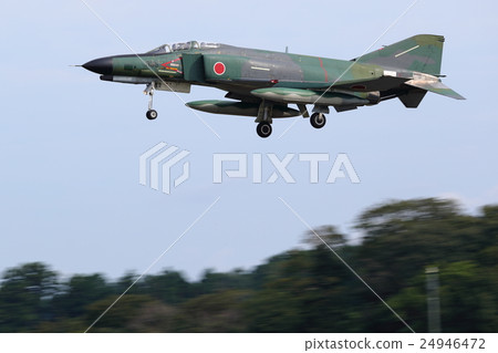 空中自衛隊戰鬥機著陸RF-4 EJ 空中自衛隊戰鬥機著陸RF-4 EJ 24946472