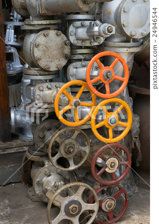 Oil valve in Shop 24946544