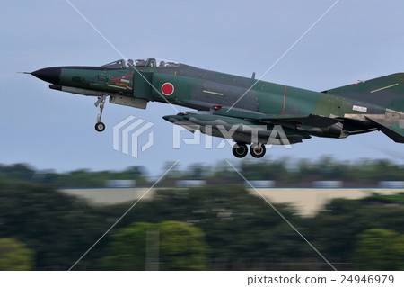 空中自衛隊戰鬥機著陸RF-4 EJ 空中自衛隊戰鬥機著陸RF-4 EJ 24946979