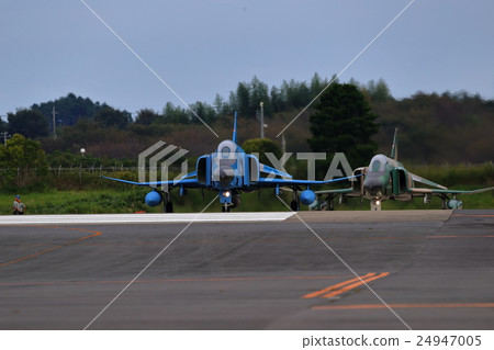 Air Self Defense Force Battle Combat Taxing RF-4E Air Self Defense Force Battle Combat Taxing RF-4E 24947005