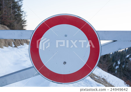 Stop signal 24949642