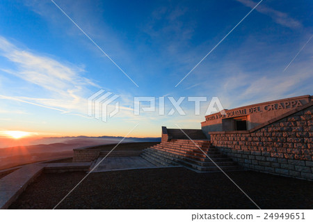 Sunset at the memorial 24949651