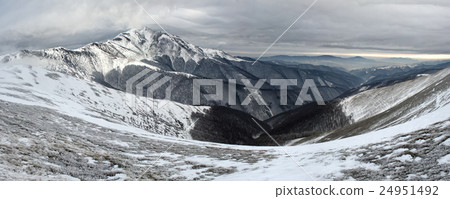 Beautiful winter landscape Beautiful winter landscape 24951492