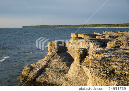 Eroded cliff formations Eroded cliff formations 24951789